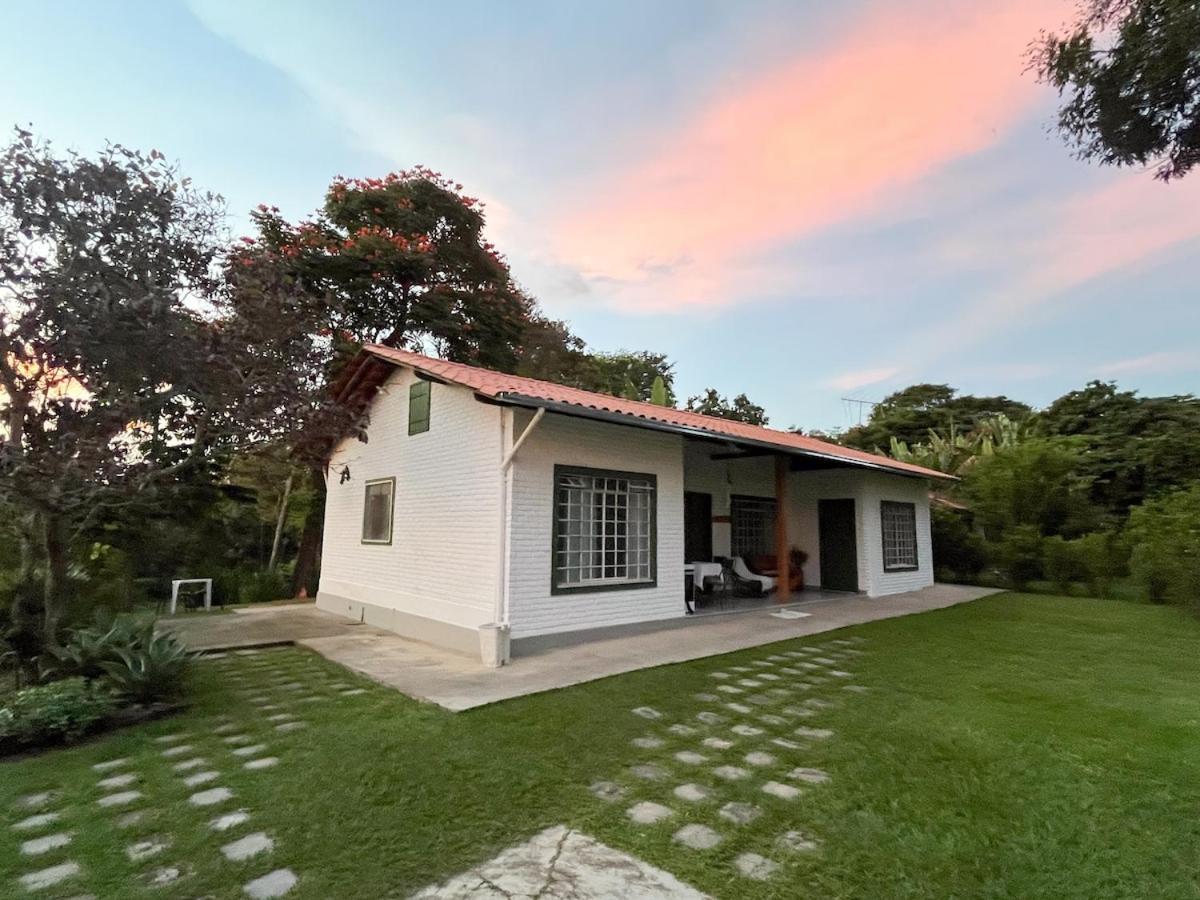 Cottage house Itaúna Esterno foto